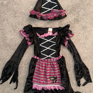 Girls witch costume